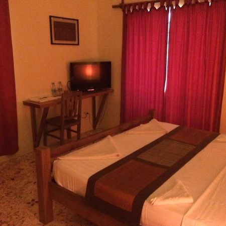 Mea Culpa Kampot Hotel Luaran gambar