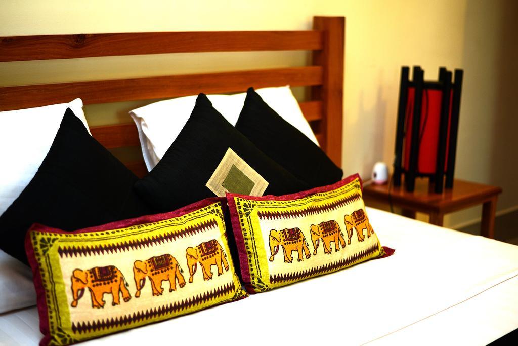 Mea Culpa Kampot Hotel Luaran gambar