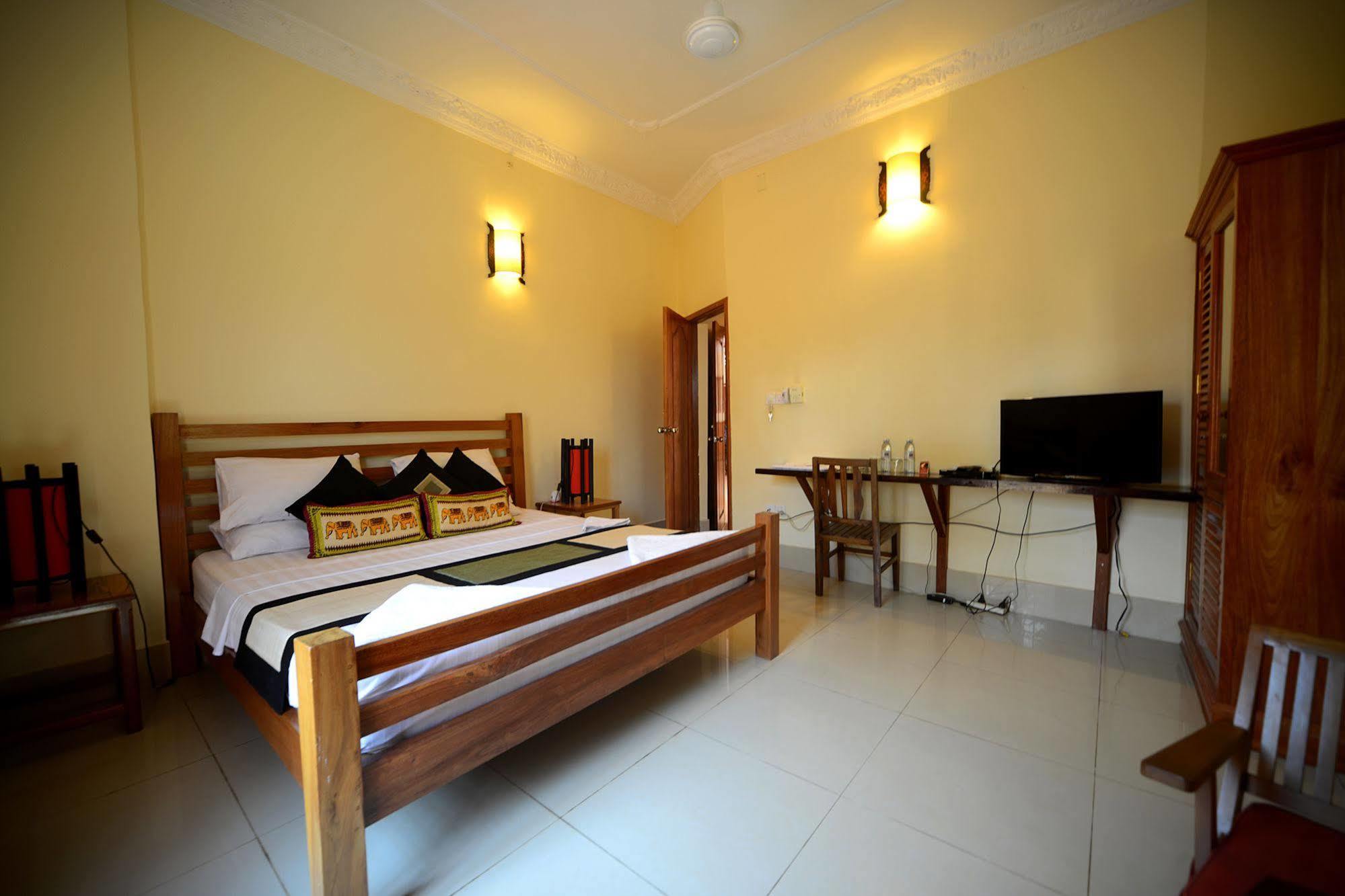 Mea Culpa Kampot Hotel Luaran gambar