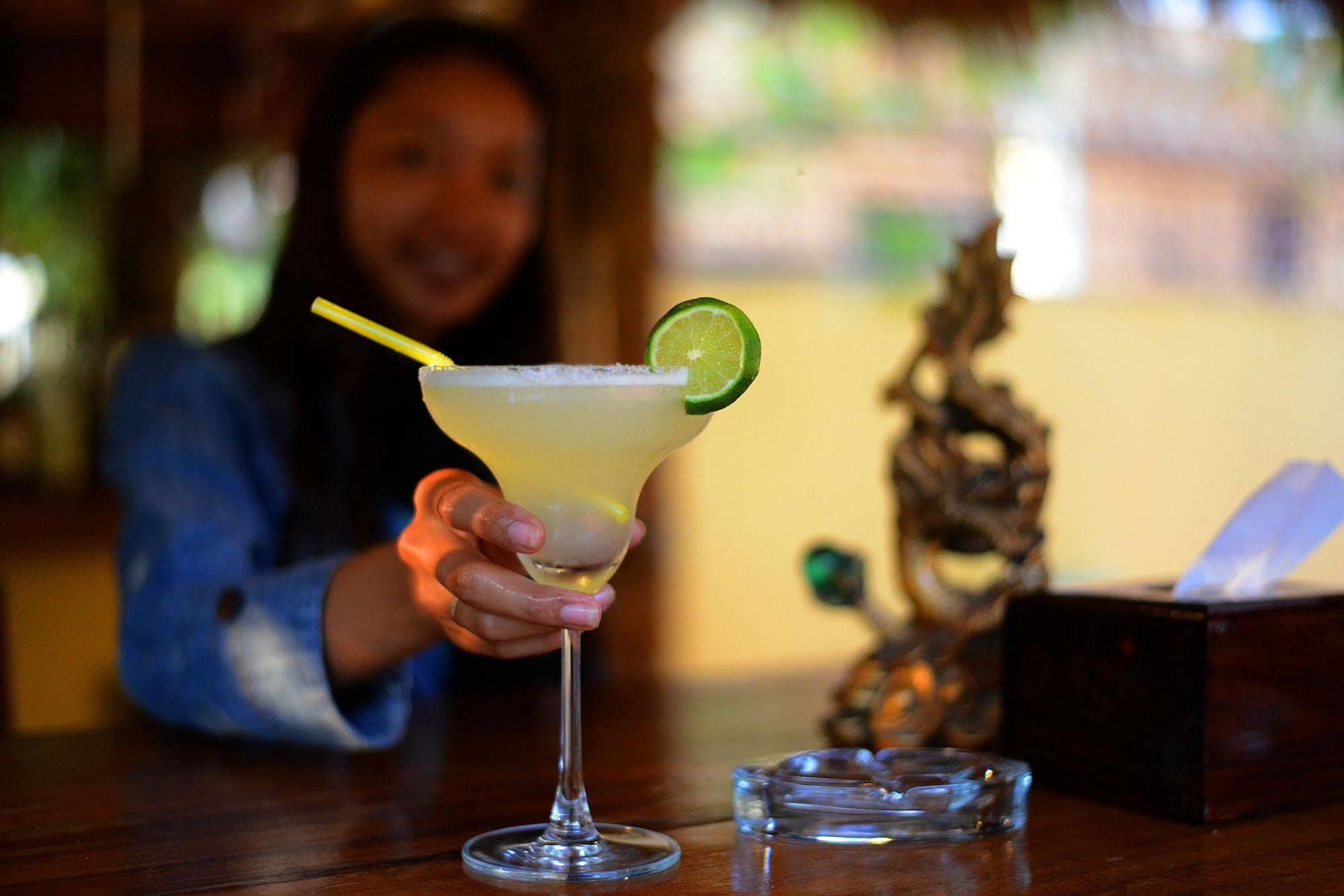 Mea Culpa Kampot Hotel Luaran gambar