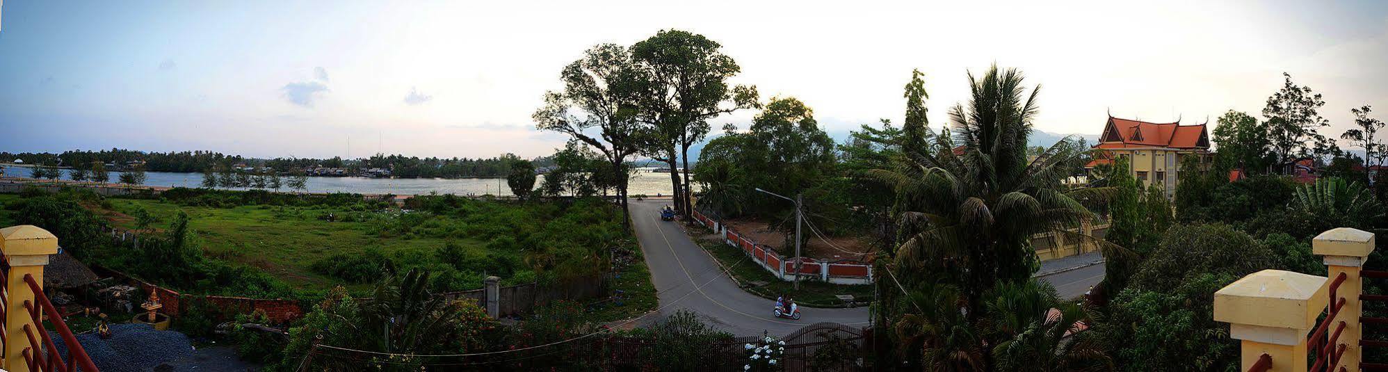 Mea Culpa Kampot Hotel Luaran gambar